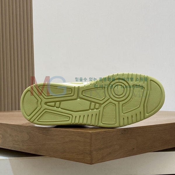 ���� ���̺��� ����Ŀ�� LV452220-4