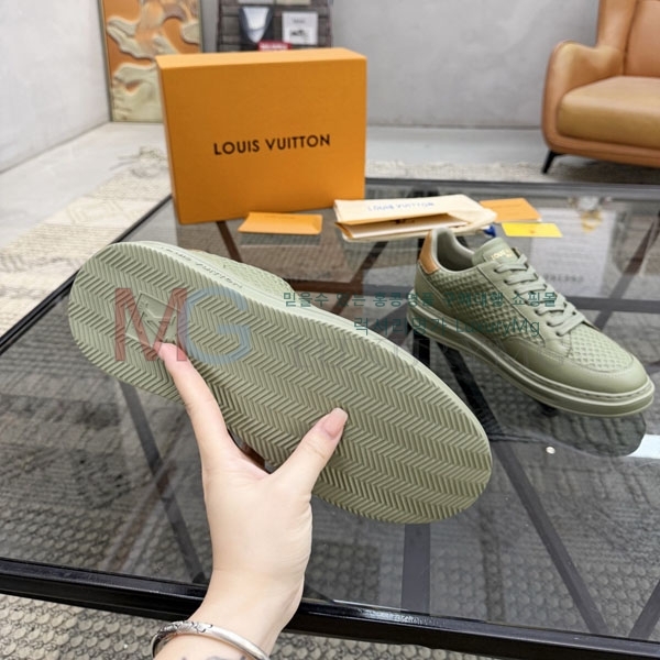 ���� ����*�� ����Ŀ�� L05111171