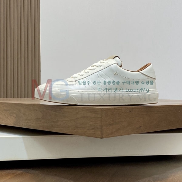 ���� ��**�� ����Ŀ�� MO699032-2