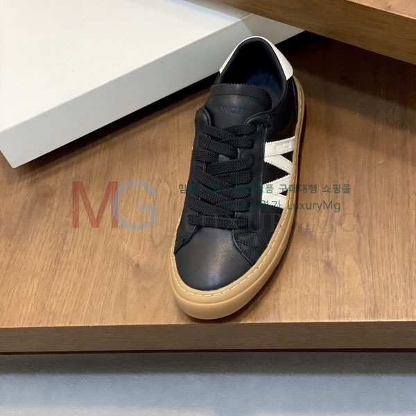 ���� ��**�� ����Ŀ�� MO699033-1