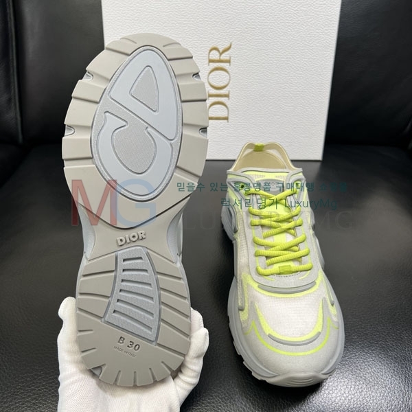 ���� ��� ����Ŀ�� D9980566-2