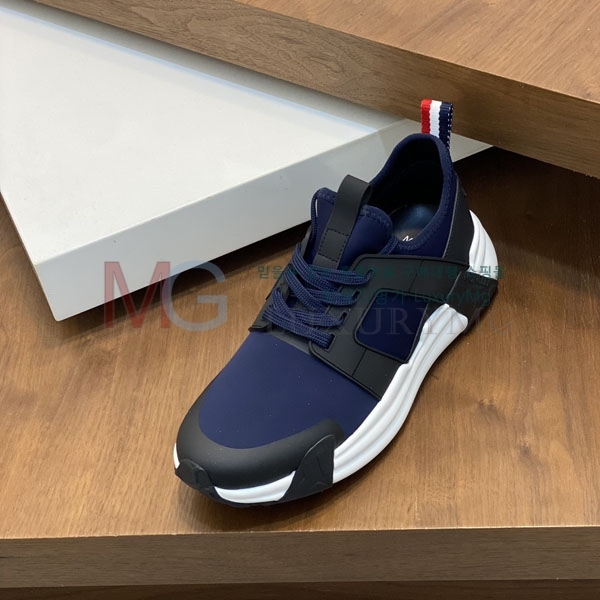 ���� ��**�� ����Ŀ�� MO644206-4