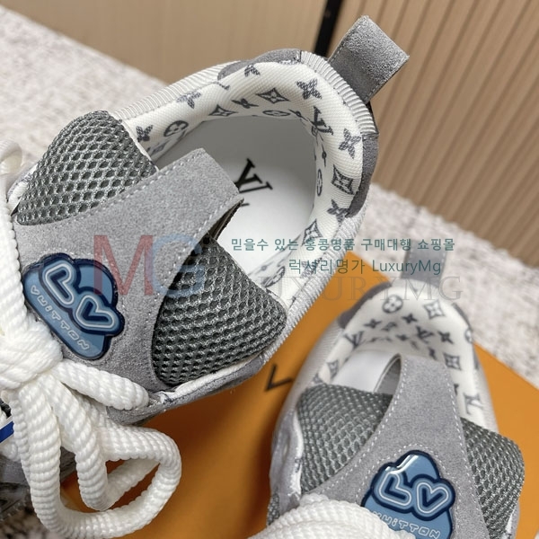 �������� ����*�� ����Ŀ�� LV7226065-3