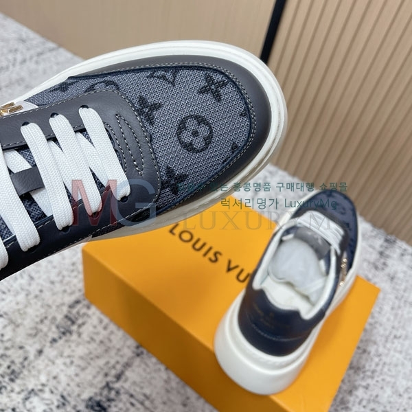 ���� ����*�� ����Ŀ�� LV7226605