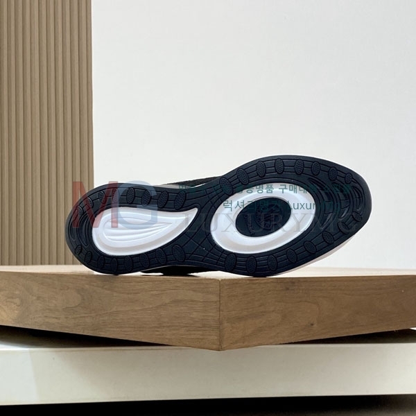 ���� ��**�� ����Ŀ�� MO226036