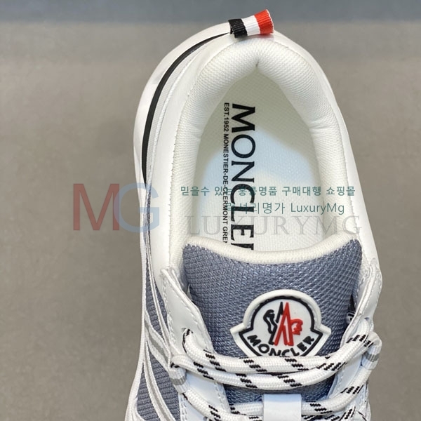 ���� ��**�� ����Ŀ�� MO226011