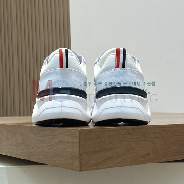 ���� ��**�� ����Ŀ�� MO226011