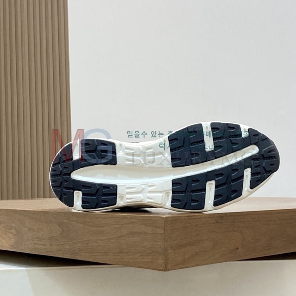 ���� ��**�� ����Ŀ�� MO226022-4