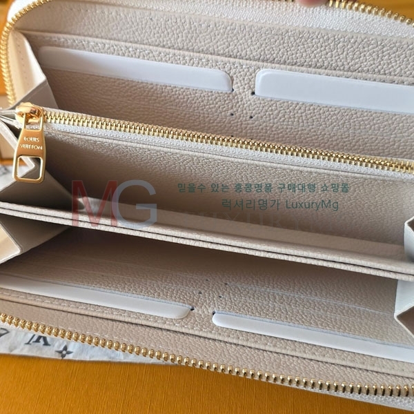 ���̺��� ���� ������ M28131-3