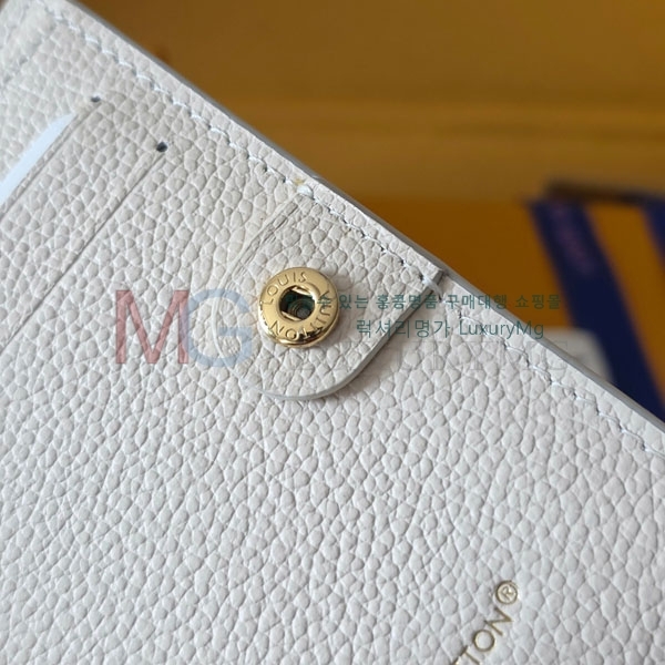 ���̺��� Ŭ���� ���� M27742-2