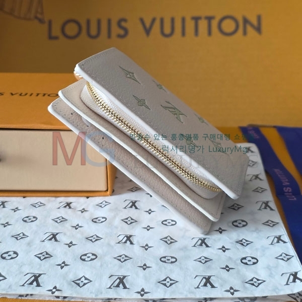 ���̺��� Ŭ���� ���� M28275-1