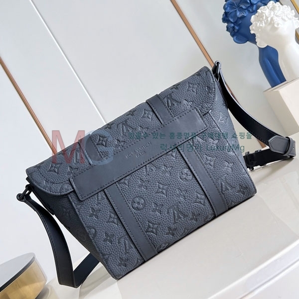 ���̺��� ũ�������� �޽��� M28324-1