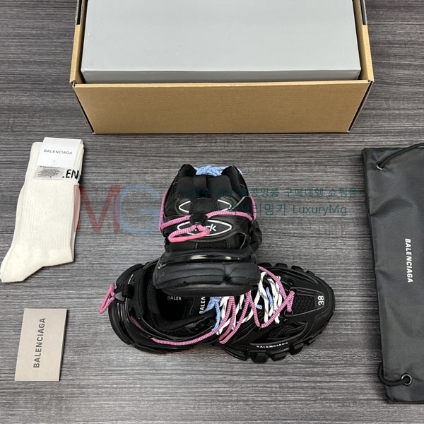 �߷��þư� ����Ŀ�� B0888055