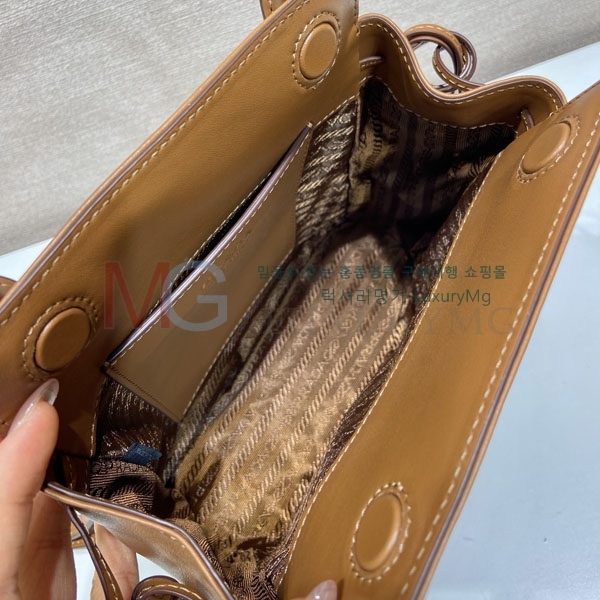 ����� ĳ�� �̴� ���� �ڵ�� 1BA496-3