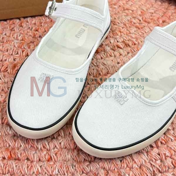 ���� �̿�̿� ����Ŀ�� MIU08991-1