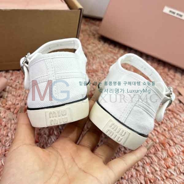 ���� �̿�̿� ����Ŀ�� MIU08991-1