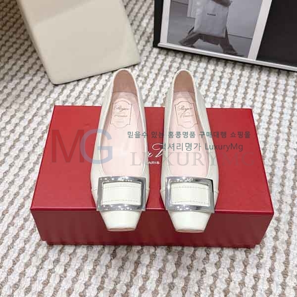 ������� �÷����� R8626601