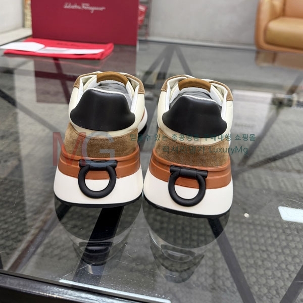 ���� ��󰡸� ����Ŀ�� F5502031-1