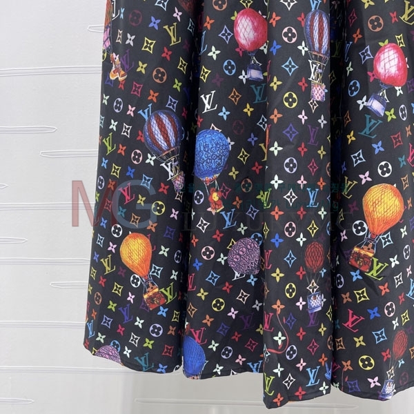 ���� ���̺��� ��ĿƮ LV565704-4