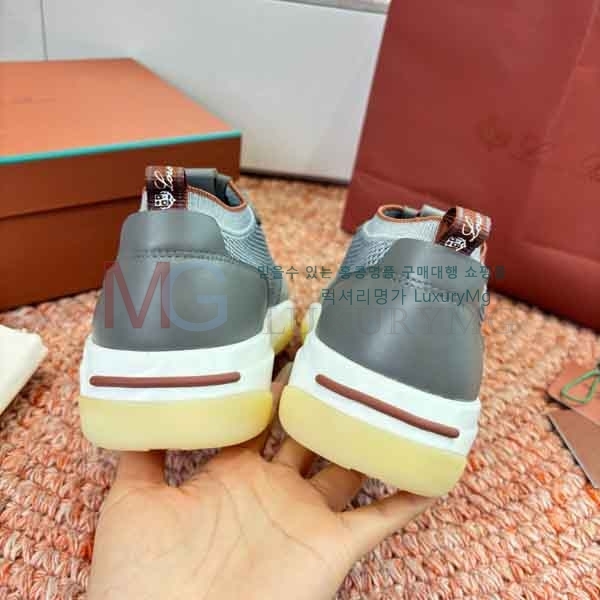 ���� �η�**�� ����Ŀ�� LP570552-9