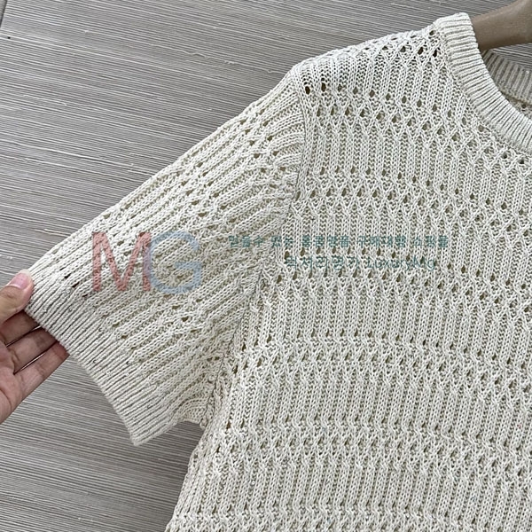 ���� ���ڷ� ��ġ�ڸ� ���� Ƽ���� BC1567032-7