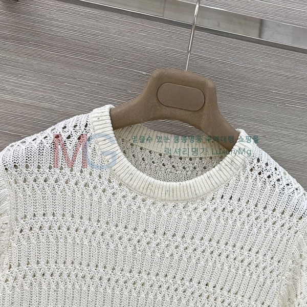 ���� ���ڷ� ��ġ�ڸ� ���� Ƽ���� BC1567032-8