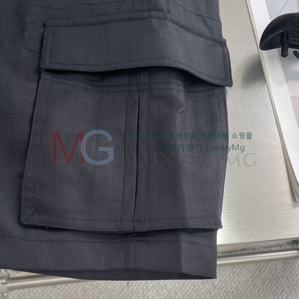 ���� ���ڷ� ��ġ�ڸ� �ݹ��� 2343532