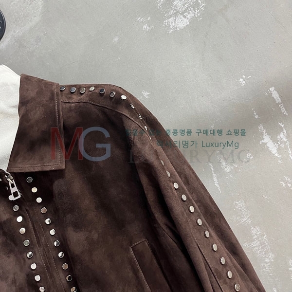 ���� �ο��� �簡�� ���� LOW244502-11