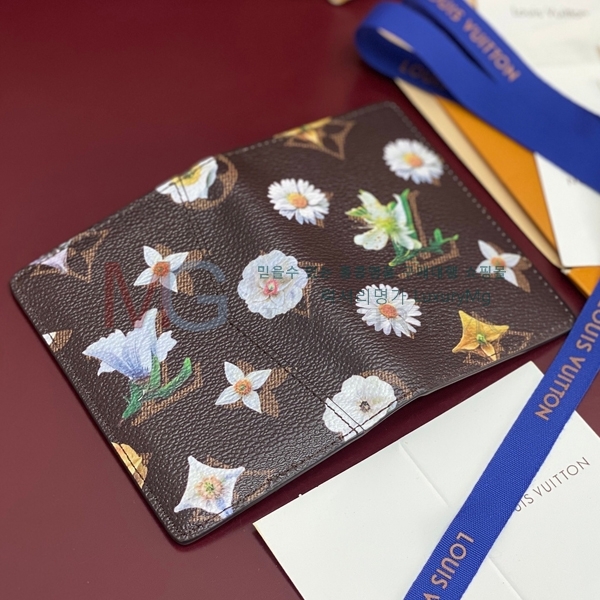 ���̺��� ���� ���ų����� M27542-1