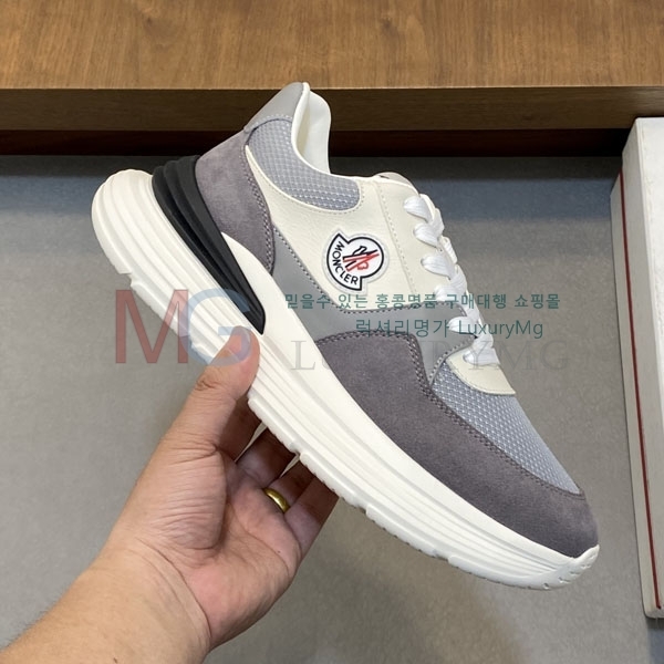 ���� ��**�� ����Ŀ�� MN5870705-4