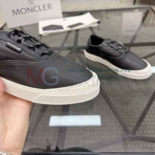 ���� ��**�� ����Ŀ�� M52280-4