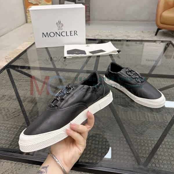 ���� ��**�� ����Ŀ�� M52280-4