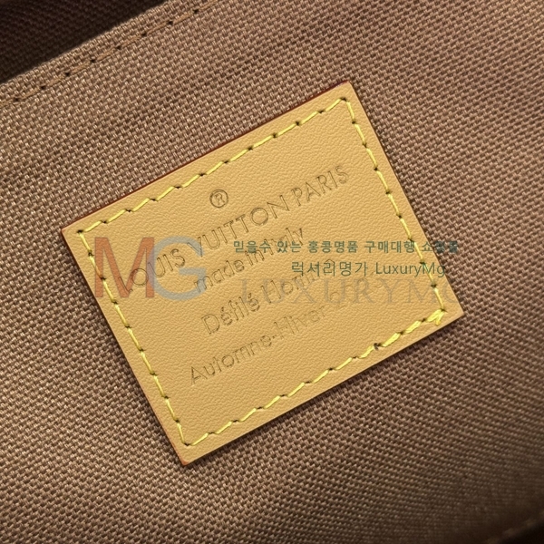 ���̺��� ����ũ �ƿ� �޽��� M28113-1