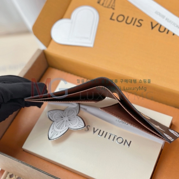 ���̺��� ��Ƽ�� ���� M27547-200