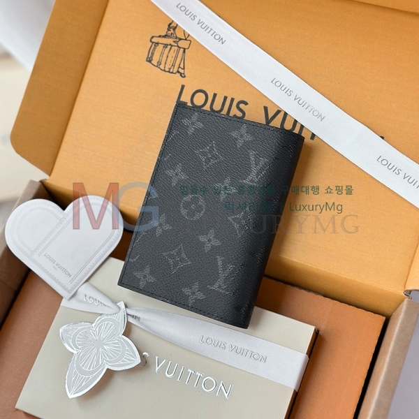 ���̺��� �н���Ʈ Ŀ�� �������� M26774-230