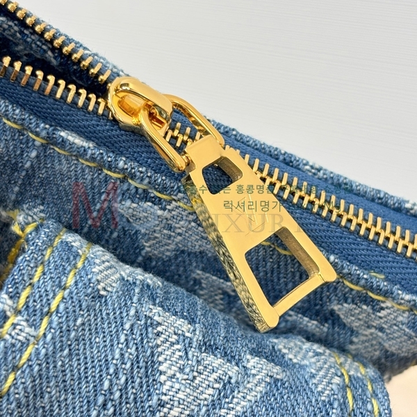 ���̺��� ����Ʈ �Ǽ����� ī�� ���� M27602-1