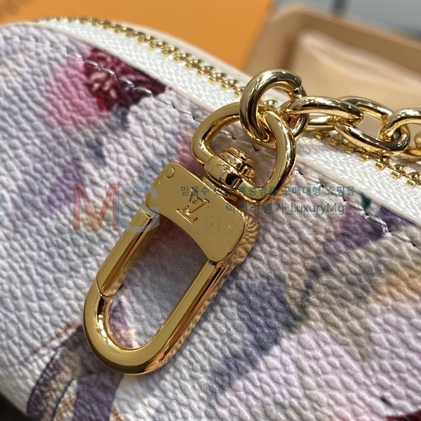 ���̺��� �ڽ���ƽ ����ƽ �Ŀ�ġ M29398-1