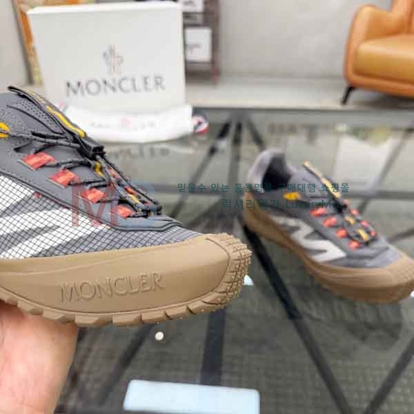 ���� ��**�� ����Ŀ�� M2N6603-3