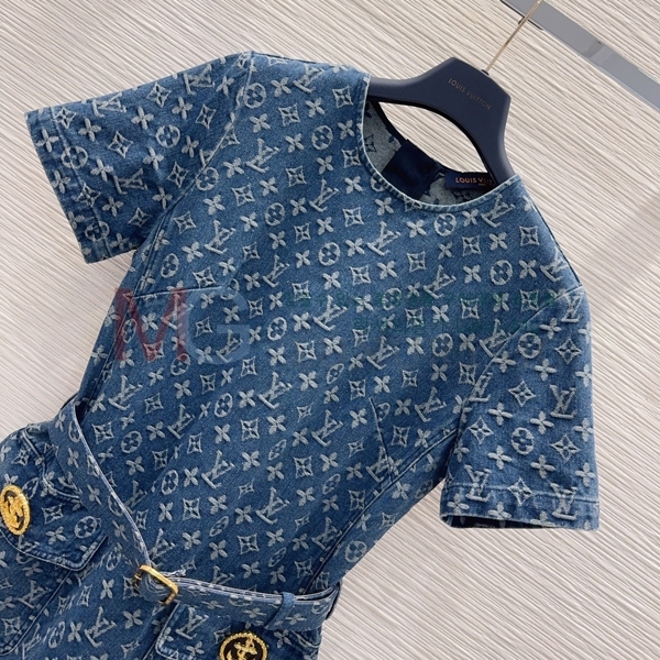 ���� ���̺��� ���ǽ� LV5465740-2