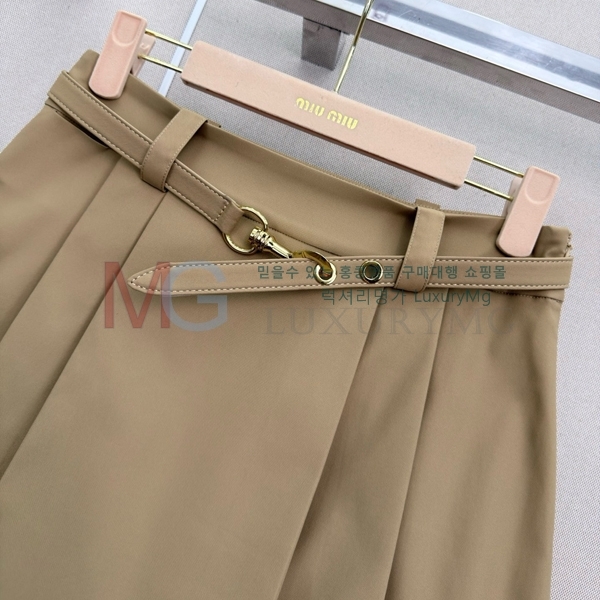 ���� �̿�̿� ��ĿƮ MU335688-13