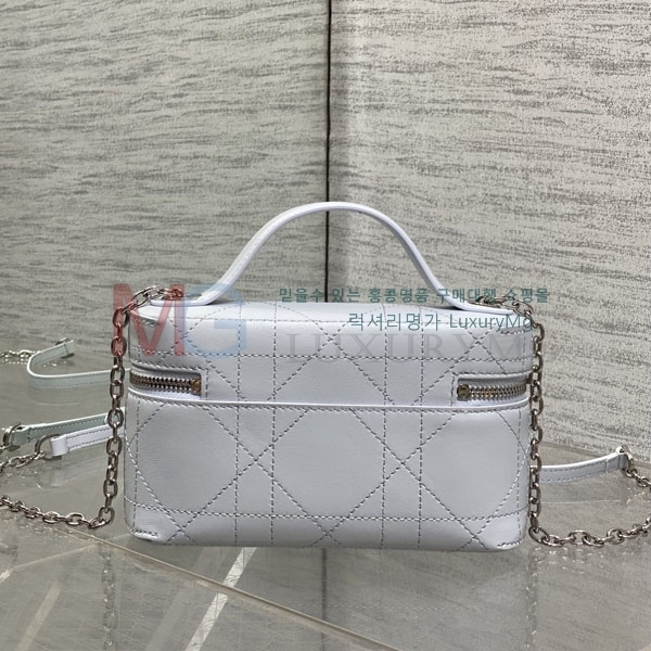 ��� �̴� ����Ƽ�� D565001-2