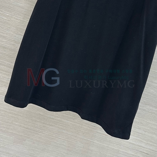 ���� �̿�̿� ���� Ƽ���� MU353026-1