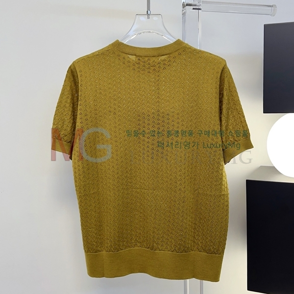���� �̿�̿� ���� Ƽ���� MU5747888-1