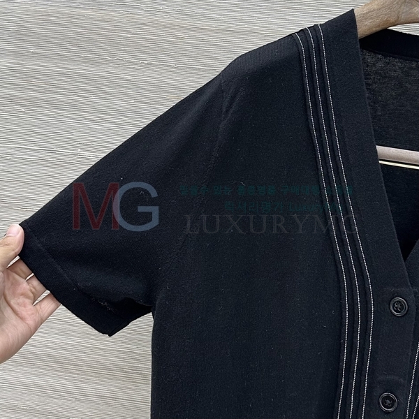 ���� ���ڷ� ��ġ�ڸ� ���� Ƽ���� ����� BC2346477-3