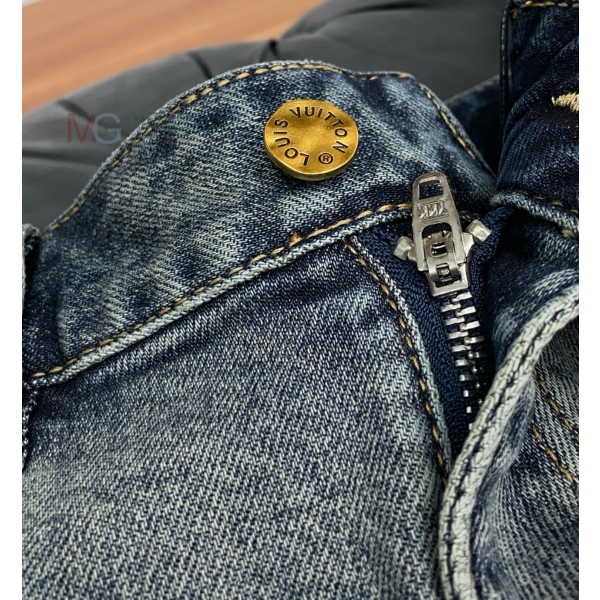 ���� ���̺��� �ݹ��� 23436406