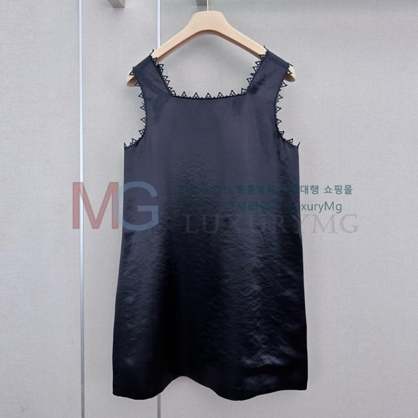 ���� �̿�̿� ���ǽ� MIU4356435-8