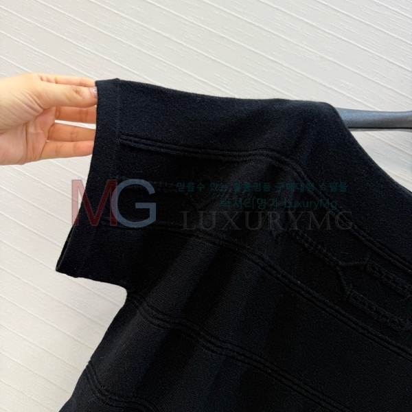 ���� �����޽� ���� Ƽ���� HE6456777-1