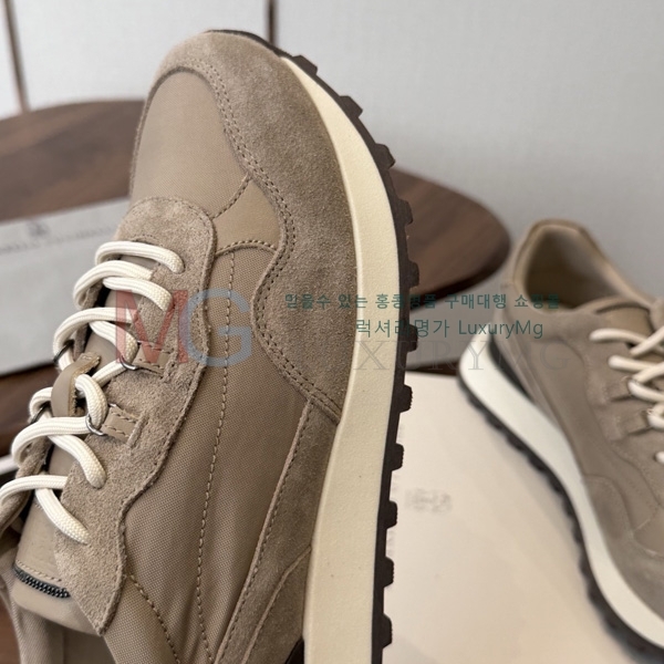  ���� ���ڷ� ��ġ�ڸ� ����Ŀ�� BC570772-7