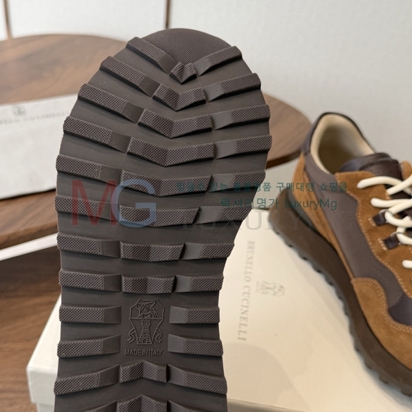  ���� ���ڷ� ��ġ�ڸ� ����Ŀ�� BC570772-4