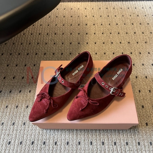 ���� �̿�̿� �÷����� MIU00652-2